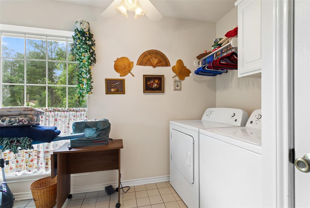 S136600 - HIDE A WAY LAKE - Residential