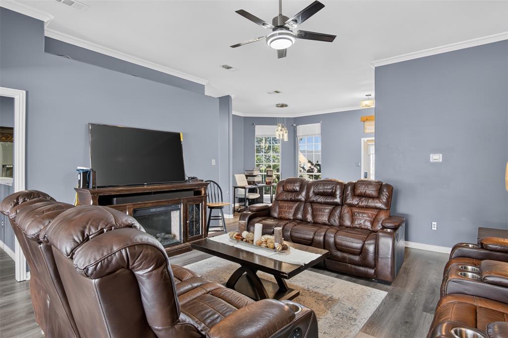 Mid-Villa Ests- Rev - Residential