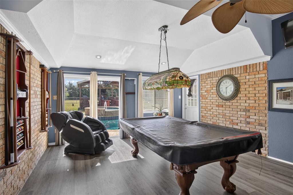 Mid-Villa Ests- Rev - Residential
