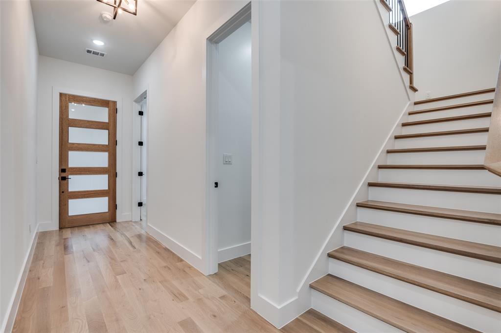Mount Auburn - Residential