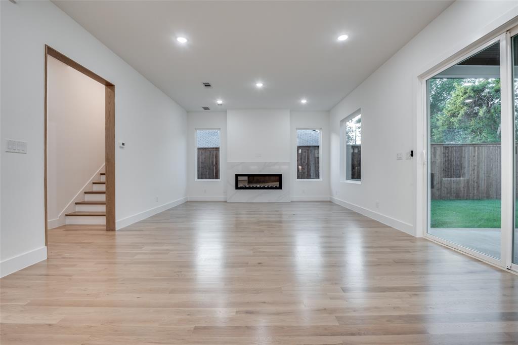 Mount Auburn - Residential