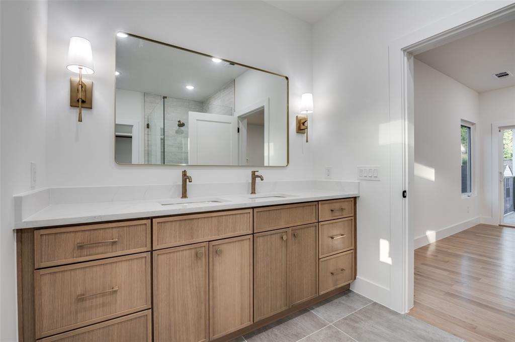 Mount Auburn - Residential