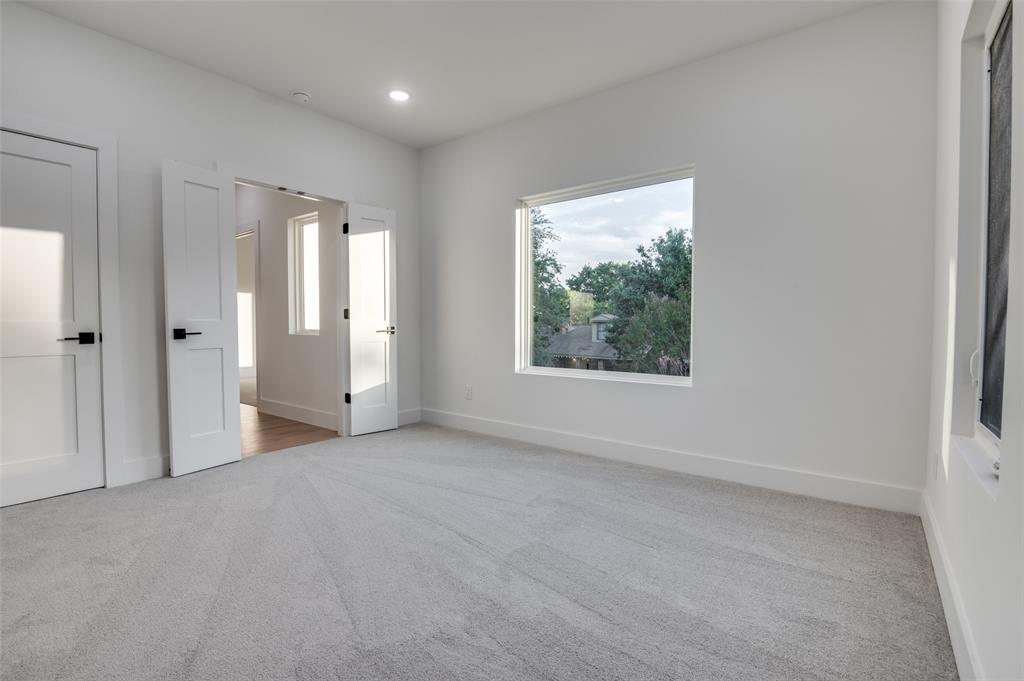 Mount Auburn - Residential