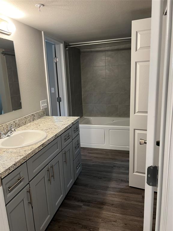 Sable Rdg Condos - Residential