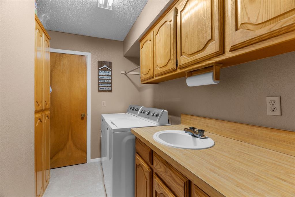 McKinney James & HRS AG0770 - Land