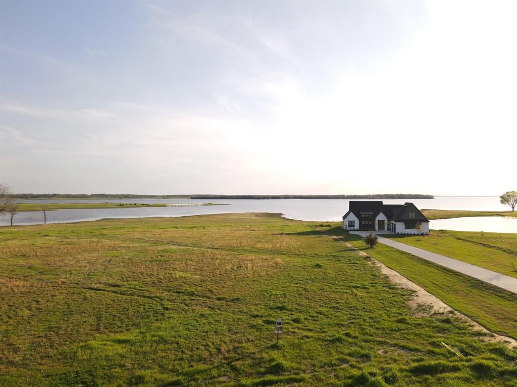The Peninsula - Land