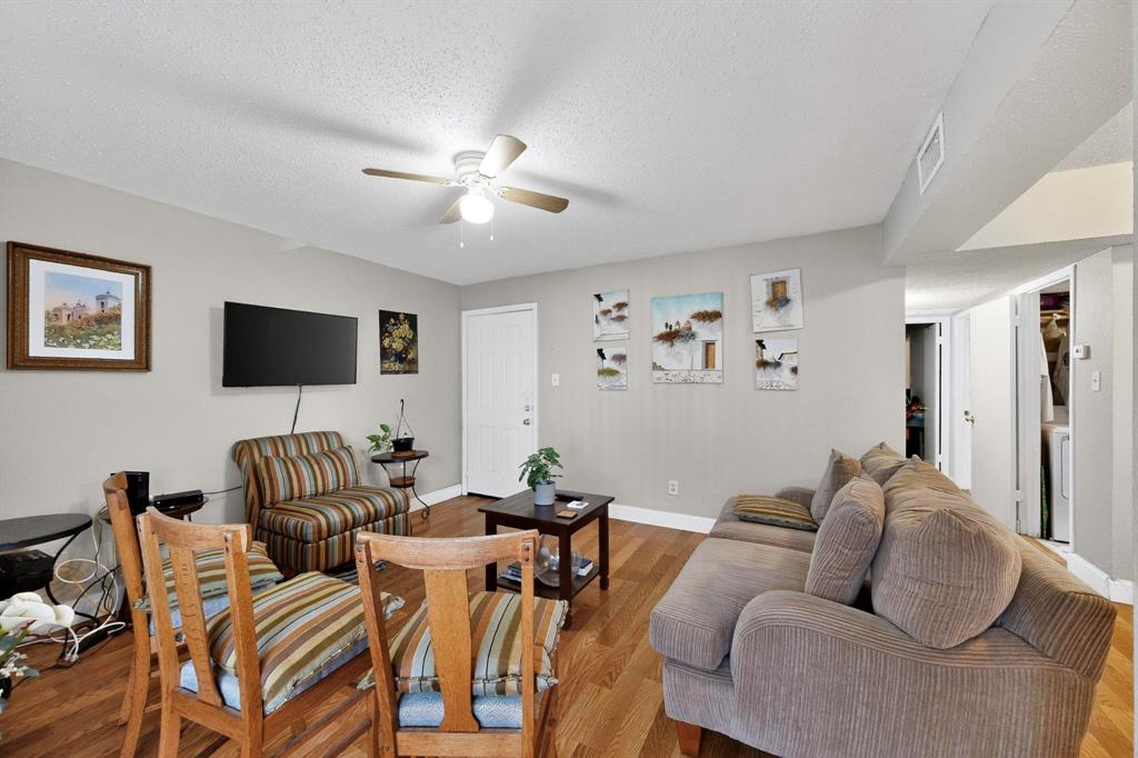 Well qualified Buyers can purchase with 3% down (must be first time home buyers in the last 3 years) or 5% Down. Also 100% financing for VA loans - ask agent for more information. Awesome location in Lake Highlands! Great Condominium community. This condo is located close to the pool and mailbox, huge trees for privacy, and a nice private balcony. Walking distance to Presbyterian Hospital, Dart Station, restaurants, and much more. Easy access to Central Expressway & Walnut Hill & Park Lane train stations. Wonderful East Midtown location less than 2 blocks from the Katy Trail extension. All information is believed to be accurate but must be verified by buyers or buyer's agent, including all measurements and schools.
