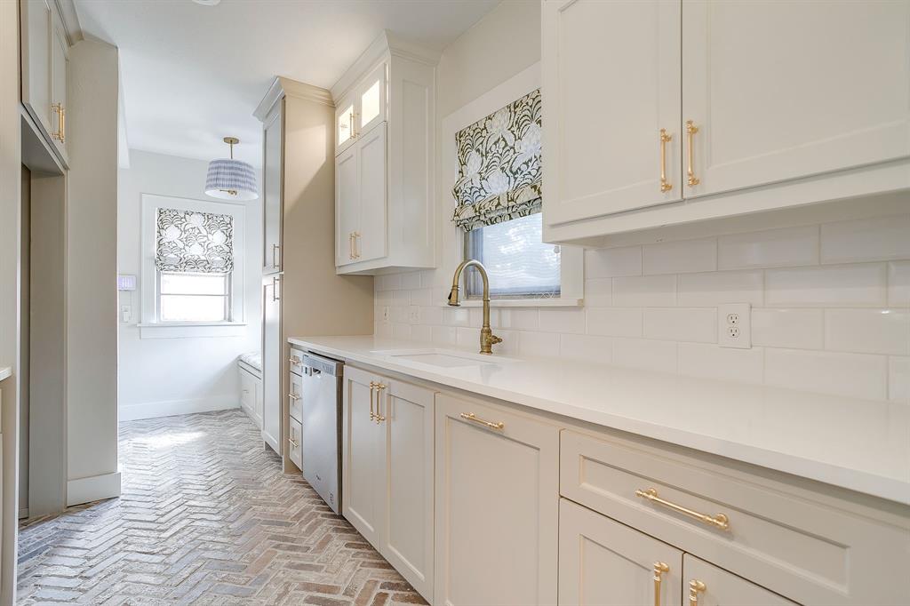 Mistletoe Heights Add - Residential