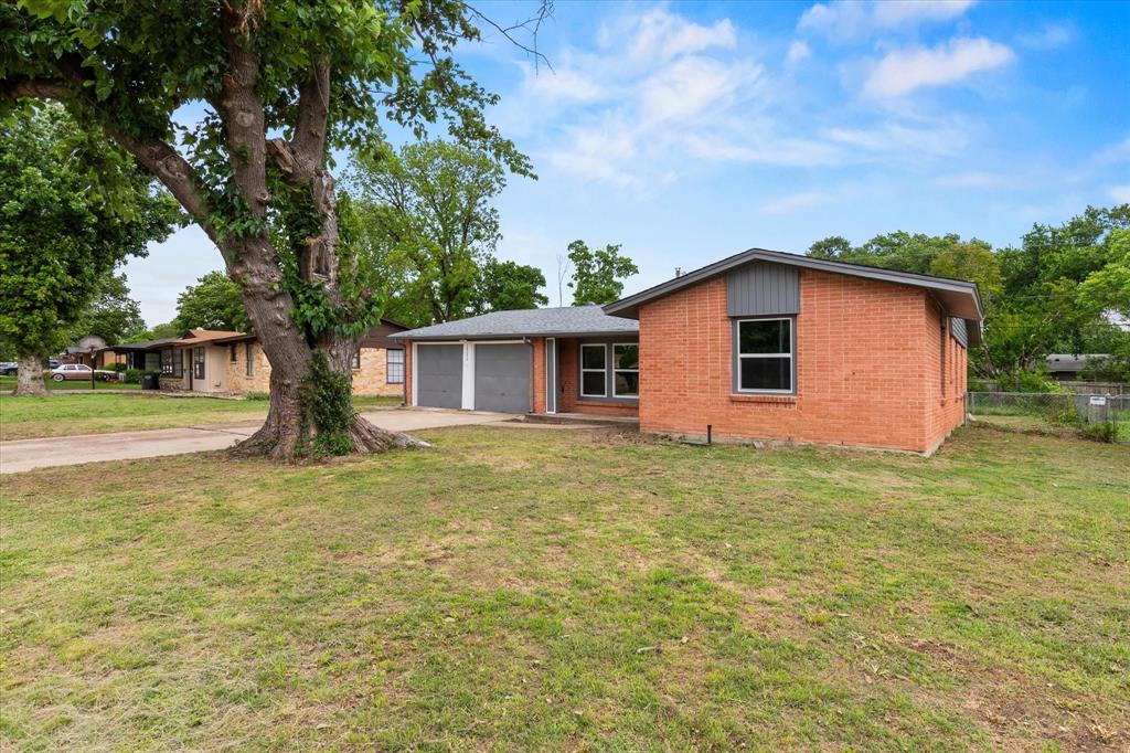 Valwood Park 10 - Residential