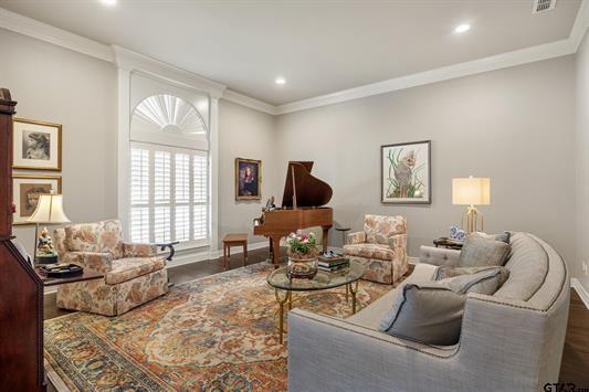 Holly Park - Residential