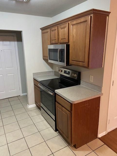 Ellis M G Add - Residential Lease