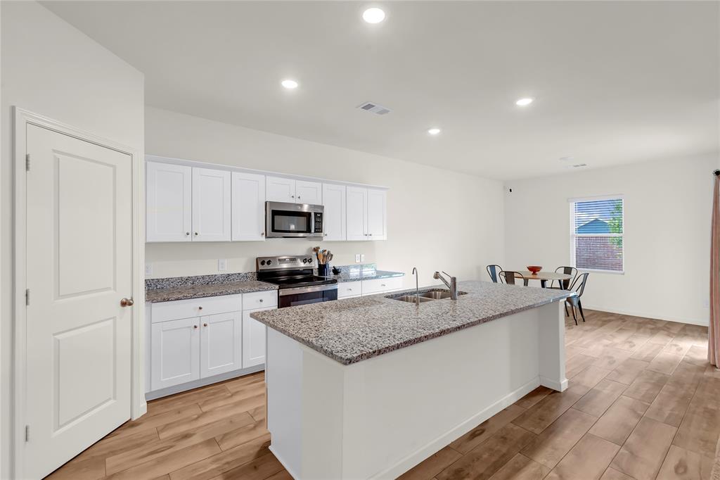 RANCH AT DUCK CREEK - Residential