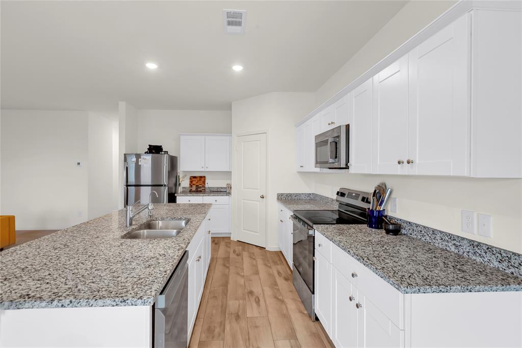 RANCH AT DUCK CREEK - Residential