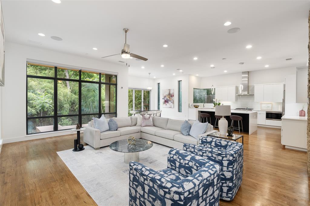 LAKEWAY 2 REV - Residential