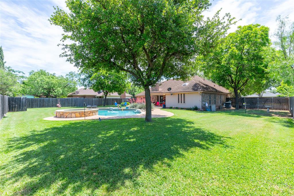 LYTLE ESTATES - Residential