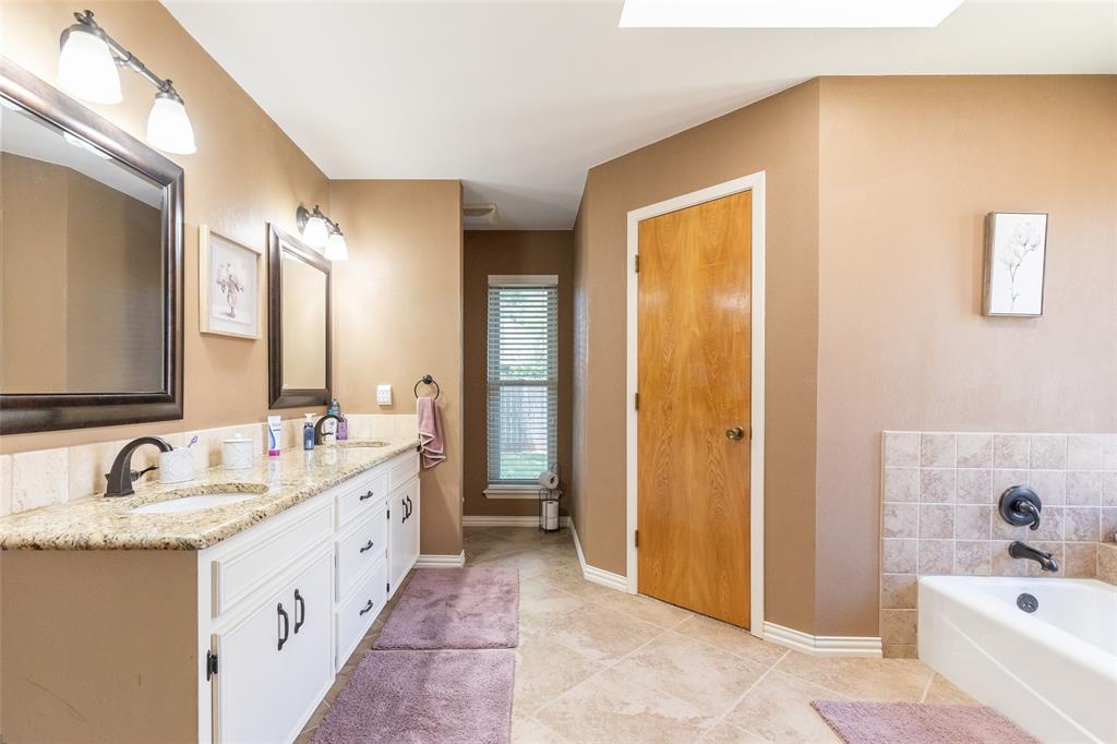 LYTLE ESTATES - Residential