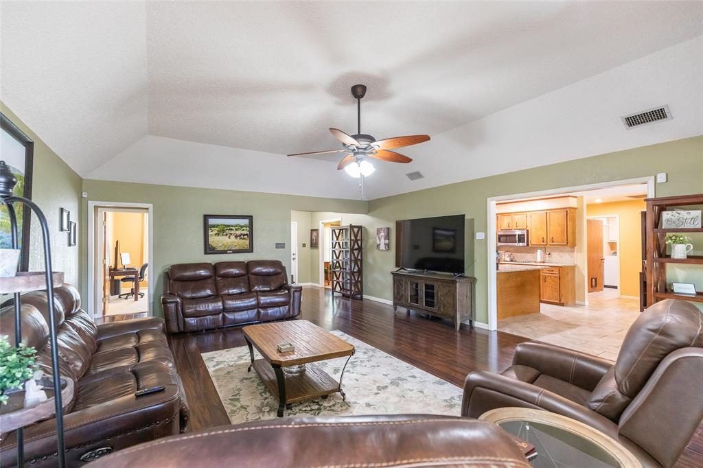 LYTLE ESTATES - Residential