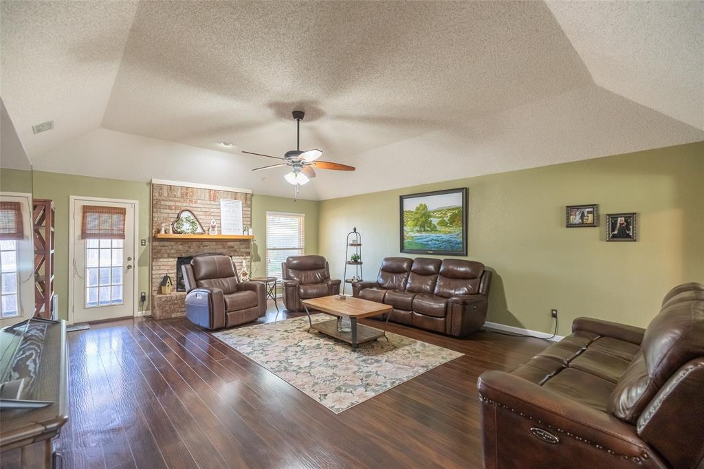 LYTLE ESTATES - Residential
