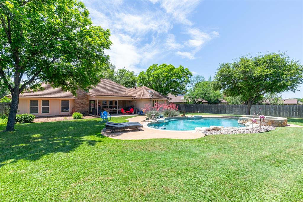 LYTLE ESTATES - Residential
