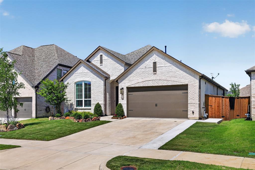 Trinity Falls - Residential