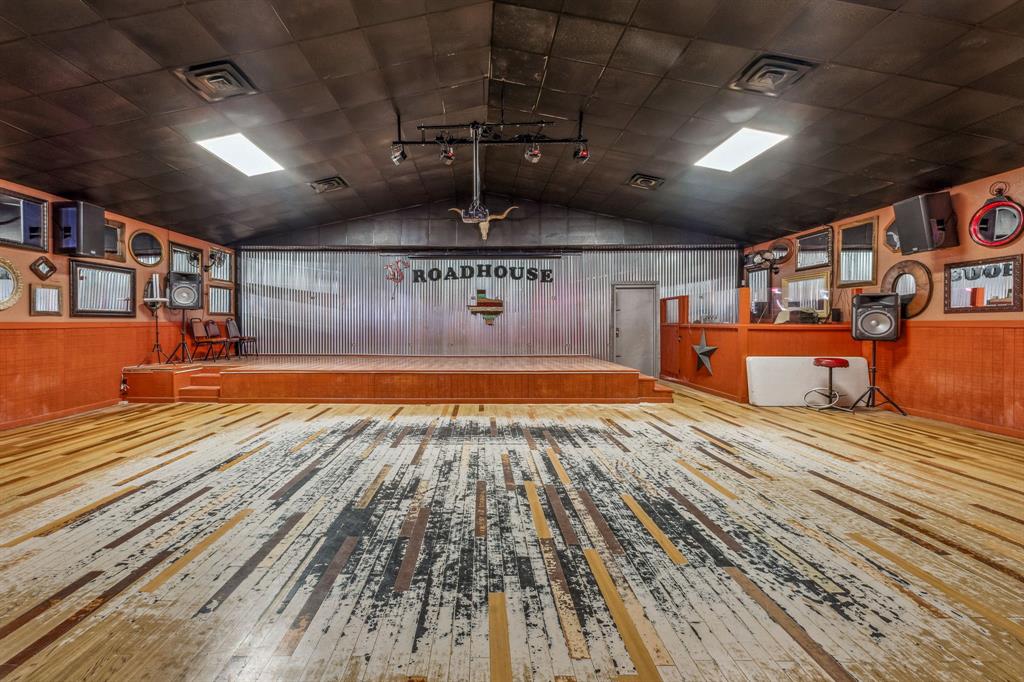 0 - Commercial Sale