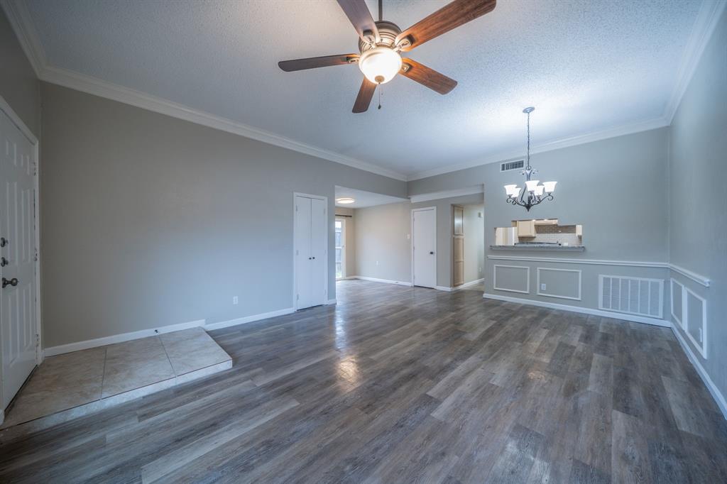 Meadowcreek Village Rev - Residential