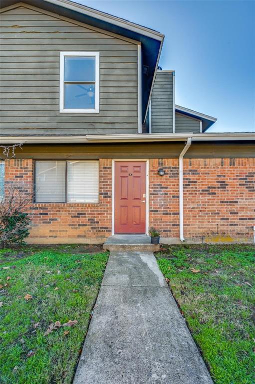 Discover this 3-bedroom, 2-bathroom condo at 1122 Millview Dr #701 in Arlington, TX 76012. Offering roughly 1,199 sqft of space, this 1984-built unit features a main-floor master suite for convenience, two upstairs bedrooms, and a cozy fireplace. The home features a private gated patio and a designated carport space. Located near Randol Mill Park, shopping, and dining, this property offers comfortable living in a prime location.

Key Features:
Layout: 3 Beds, 2 Baths, 1199 sqft
Primary Suite: Convenient main floor bedroom
Outdoor Space: Enclosed patio area
Comforts: Wood burning fireplace, central HVAC and heating
Parking: 1 car covered carport
Community: Located within the Parkside Condominiums

Ideally located in Arlington, this condo offers easy access to major highways for commuting, along with close proximity to local amenities. Experience low-maintenance living with HOA coverage. Perfect for investors or homeowners looking for a central location. 

Owner occupied, do not disturb.

Contact an agent today to view this property!