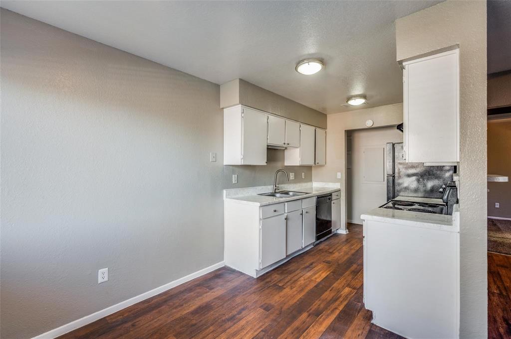 Parkside Condominiums - Residential