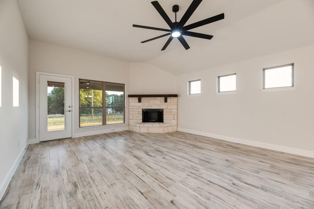 Regatta Oaks Ph I - Residential