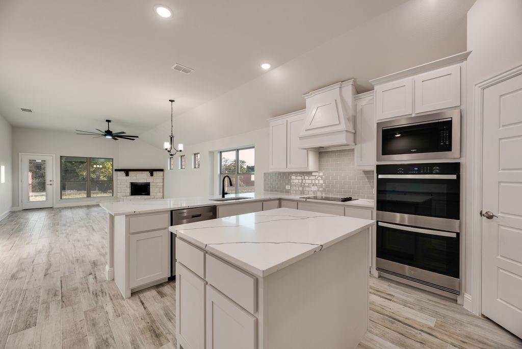Regatta Oaks Ph I - Residential
