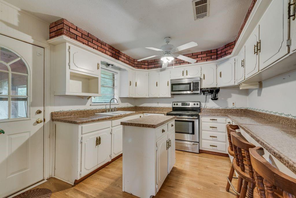 A M Moore - Residential