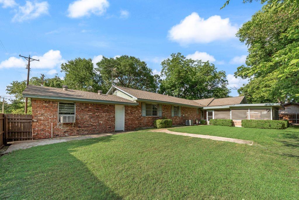 A M Moore - Residential