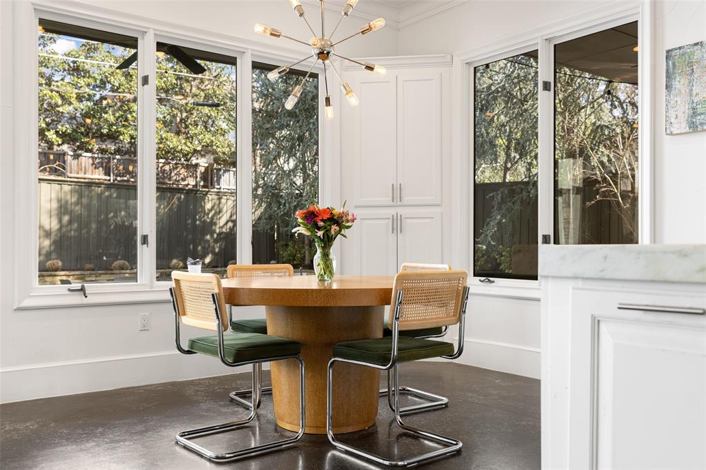 Lakeway - Residential