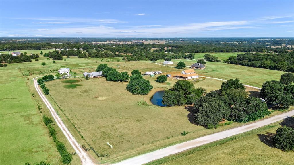 Ideal horse property with 3 bedroom 2 bath home sitting on 7.479 acres of sandy loam. The home has a large carport and deck with pergola, almost new appliances and a cool, vaulted ceilings and wood burning fireplace. The ranch has 2 buildings  of about 1100 square feet and 1300 feet. The fences are all pipe and horse wire with cross fences. One of the barns has 5 stalls   Call to see it

Bring all offers
