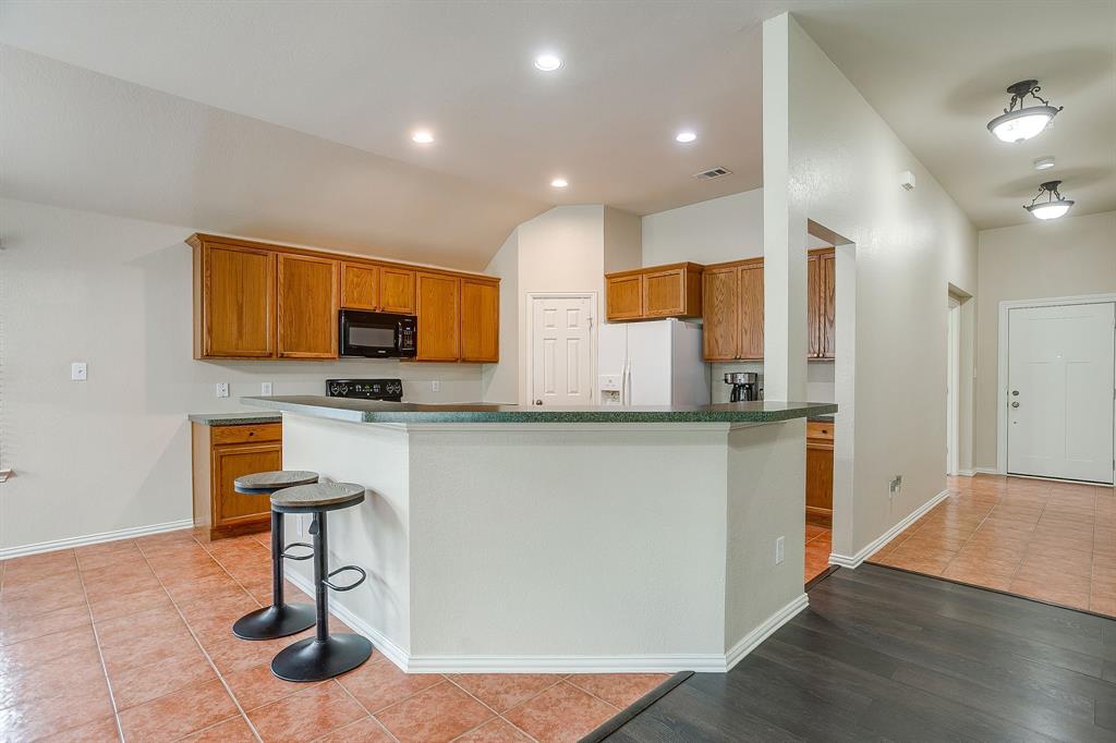 Mountain Valley Lake Tr - Residential