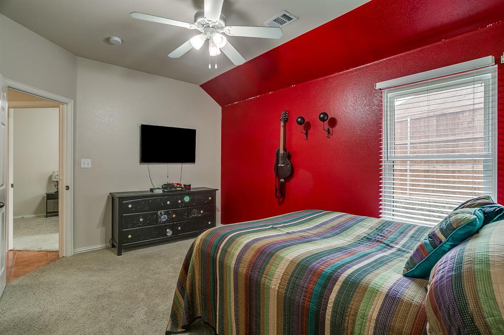 Mountain Valley Lake Tr - Residential