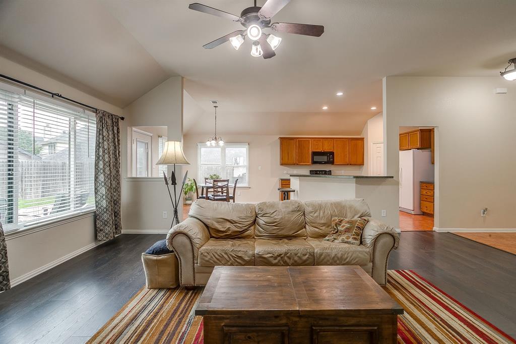 Mountain Valley Lake Tr - Residential