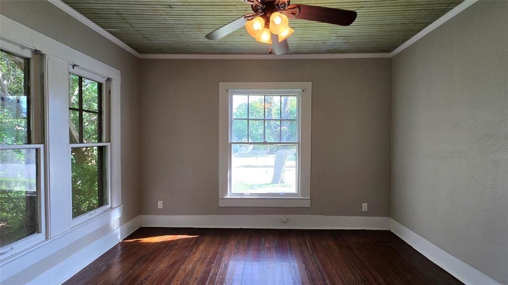 Town - Waxahachie - Residential