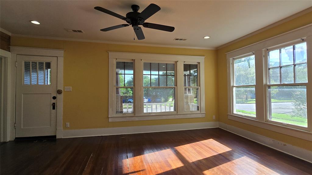 Town - Waxahachie - Residential
