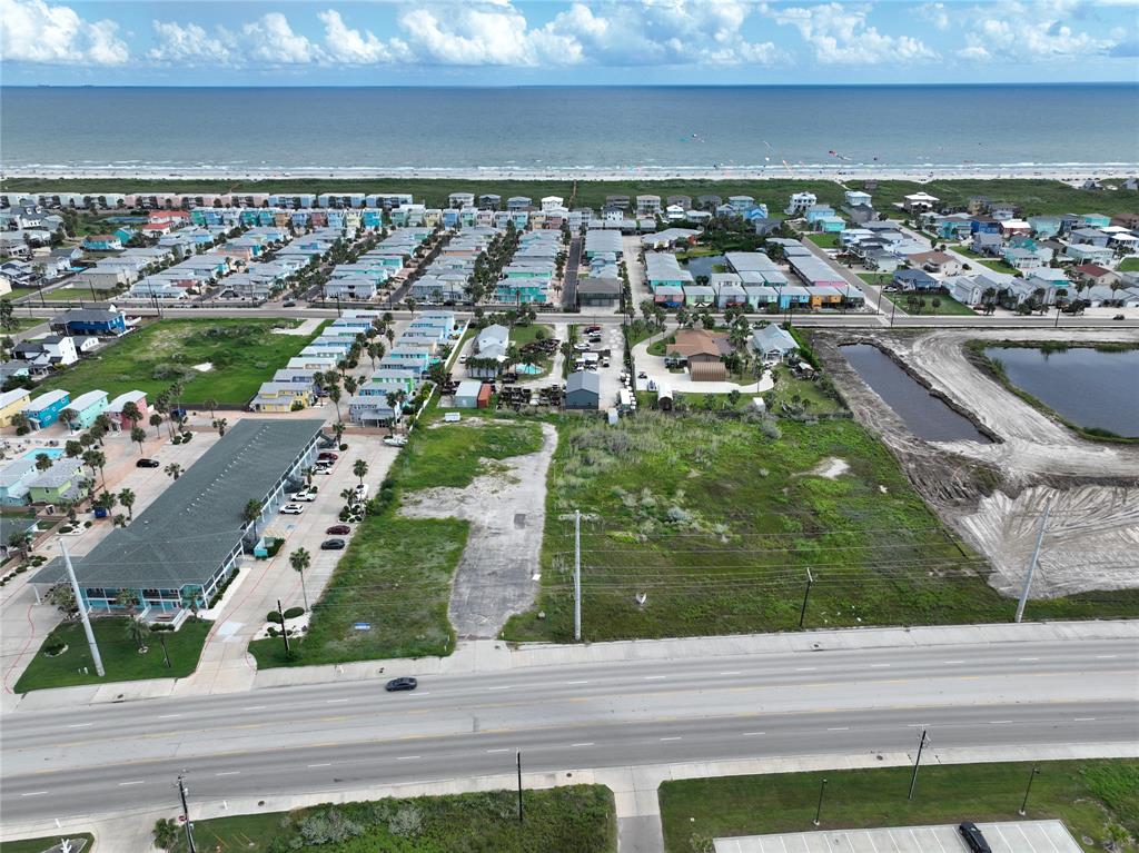 Mustang Island - Land