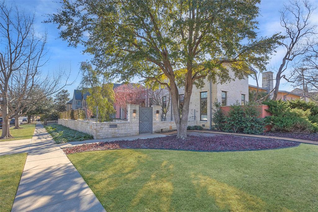 Chamberlain Arlington Heights 1st - Residential