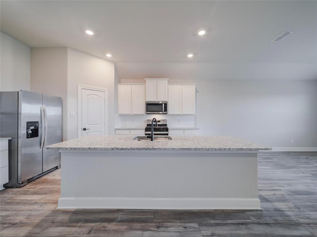 Shadowbend Phase 2 - Residential Lease