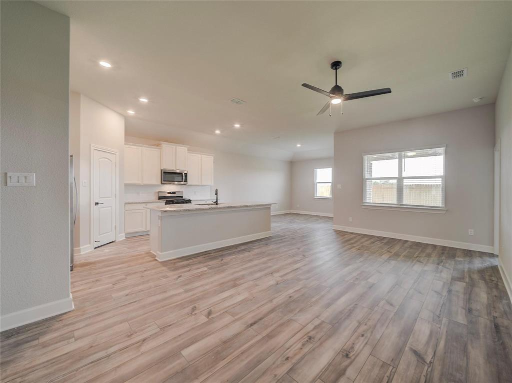 Shadowbend Phase 2 - Residential Lease