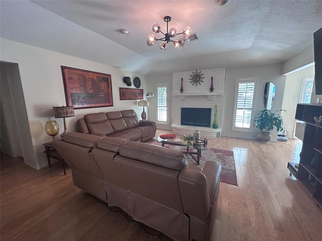 Decordova Bend Estate - Residential
