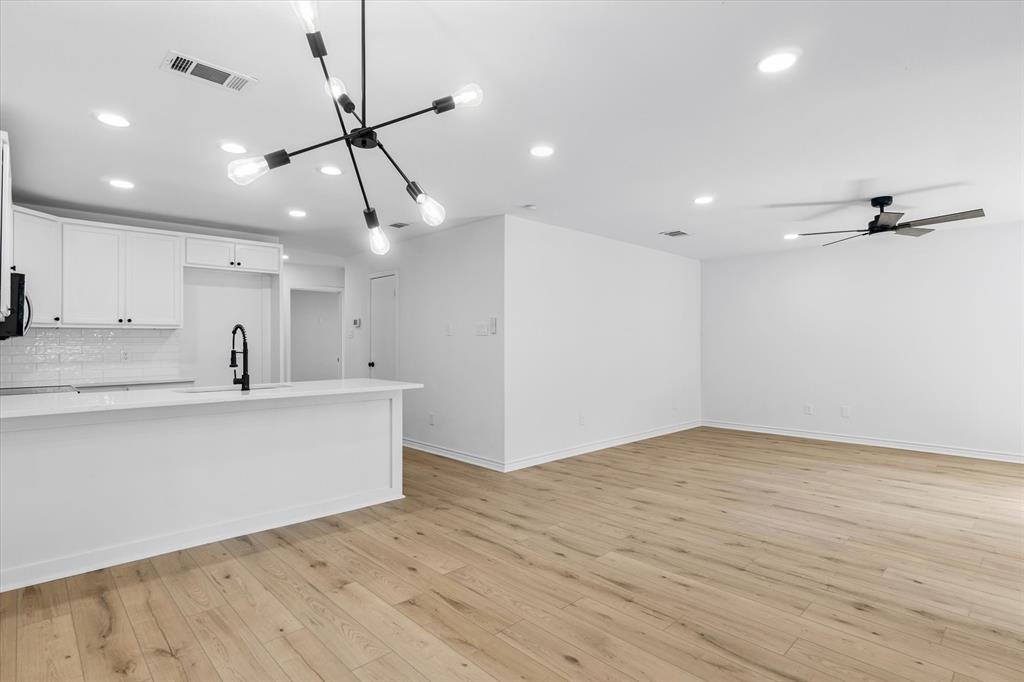 Willow Lake Estate 3 - Residential
