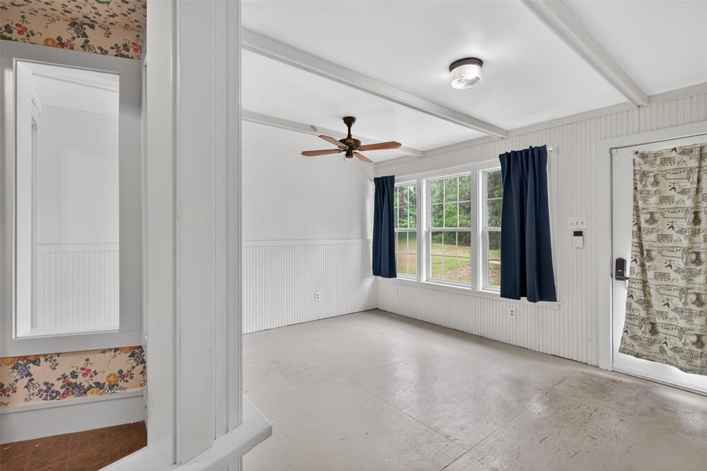 James O Black Partition - Residential