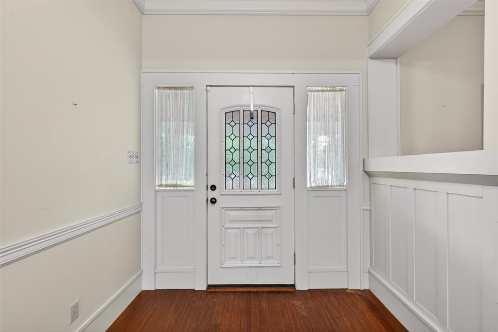 James O Black Partition - Residential