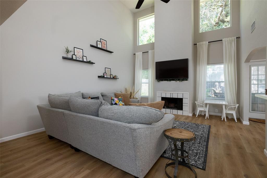 Thousand Oaks Ph II - Residential