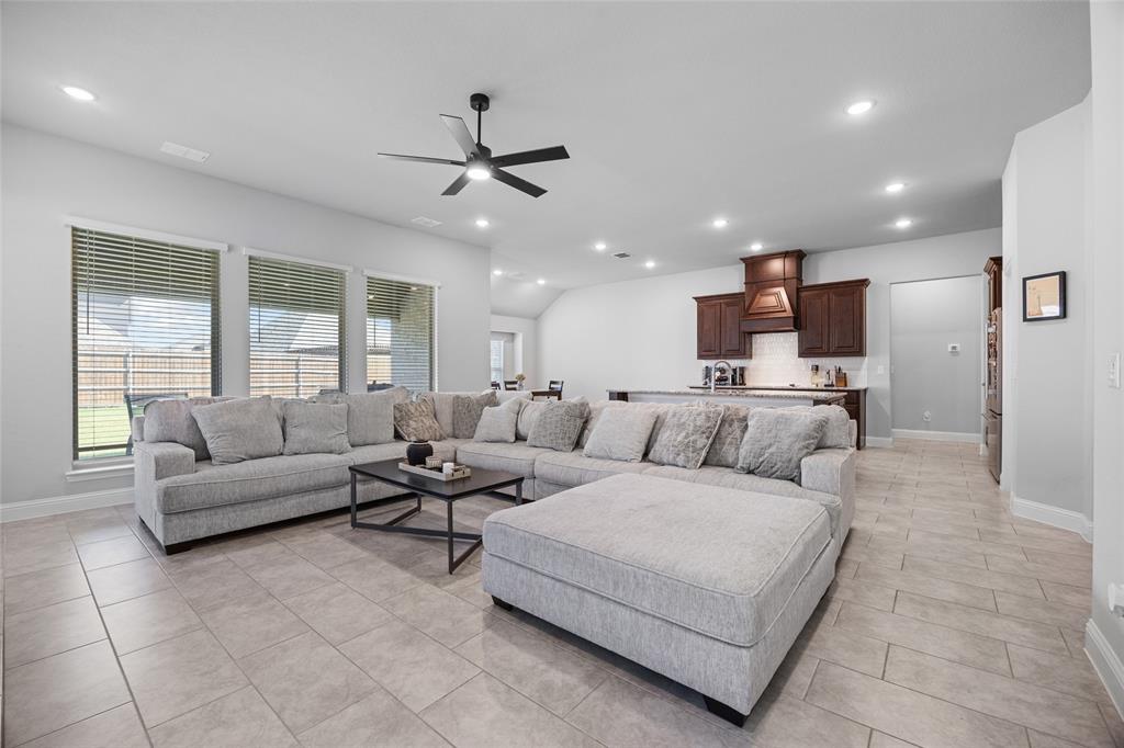 Oasis North Grove Ph 1 - Residential