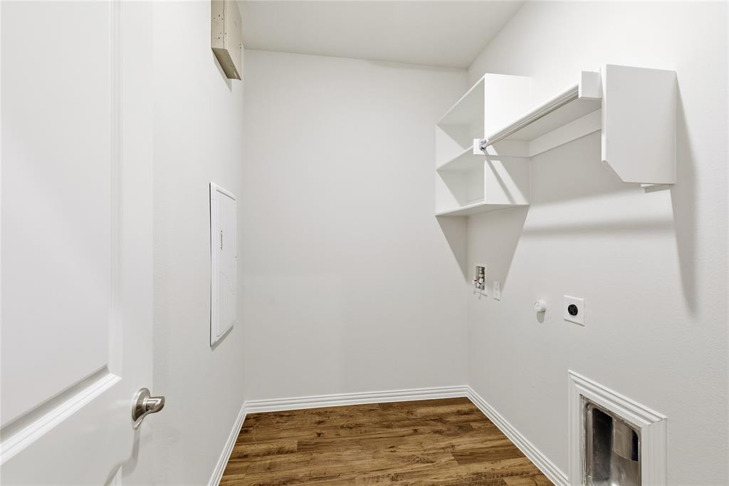 Elevon - Residential
